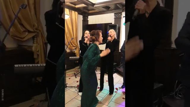 АЗИЗА - Я строю планы на завтра (Live) / С участницами мероприятия #Aziza#Азиза #планы#назавтра#liv