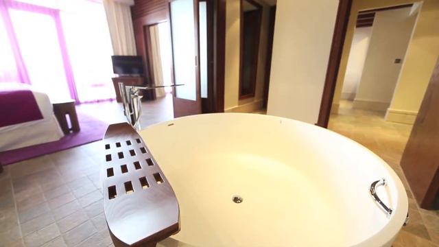 Sofitel Dubai The Palm Resort & Spa Prestige Suite смотреть онлайн