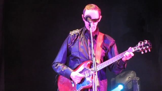 Пикник - Лишь влюблённому вампиру(17-10-11) Красногорск смотреть онлайн