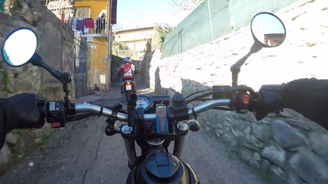 Yamaha Tricker vs TW200 不思議の国のアリス@Алиса в стране чудес superduper! смотреть онлайн