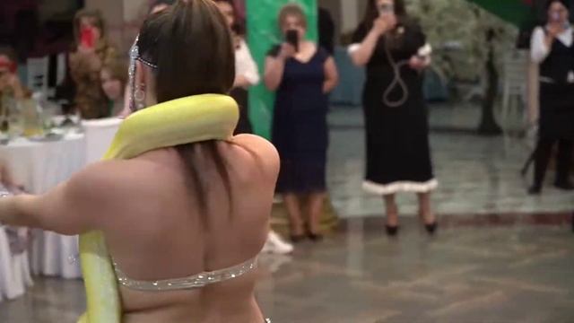 Шоу с питоном! Елена Литвак смотреть онлайн