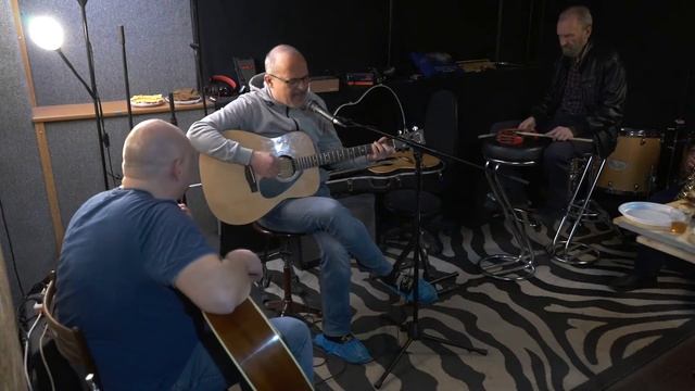 Эй, Россия! - Олег Ляхов (ЛОБО), Владимир #Маяковский (#трибьютМаяковскому #стихи) смотреть онлайн