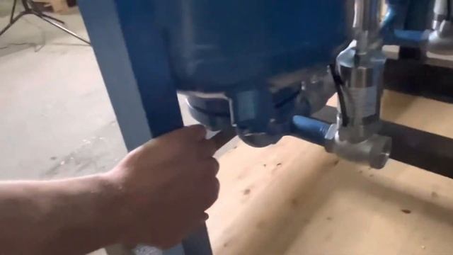 Двухколонный адсорбционный осушитель горячей регенерации Xeleron QE038 смотреть онлайн