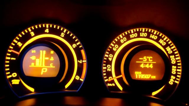 Toyota Corolla 2010 1.6 AT 124 л.с.