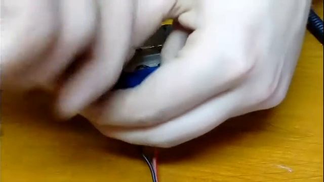 Как сделать мини заядное у/во для 12V аккумуляторов смотреть онлайн