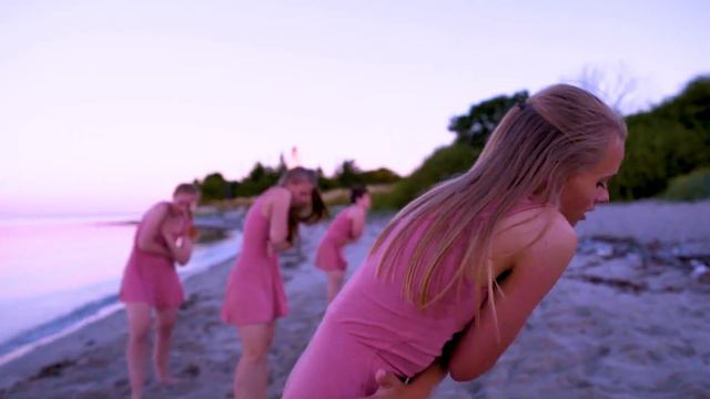 Modern Move Company "lay your head down" dance film. смотреть онлайн