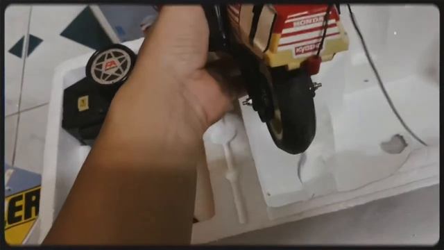 Honda Racer NSR 500 Copyright 1989 kyosho смотреть онлайн