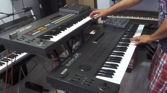 Roland Super JX-10 & jx-8p + PGs 800 , Orchestral Strings смотреть онлайн