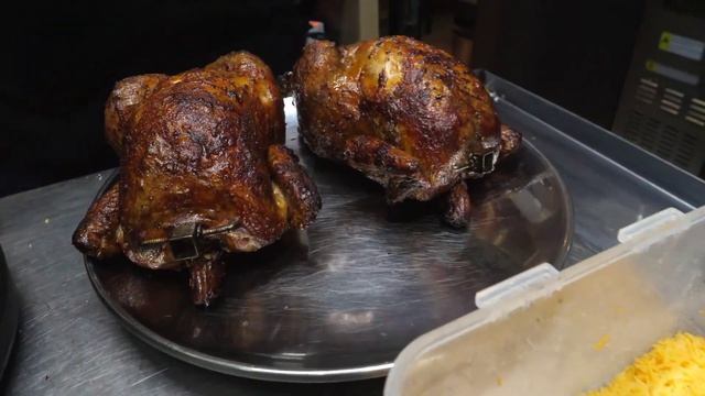 Цыпленок на дровах из дуба с сыром и рисом внутри - корейская уличная еда! смотреть онлайн