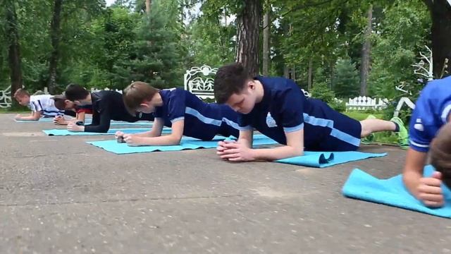 Сборы ФК "Чемпион". Силовая тренировка. смотреть онлайн