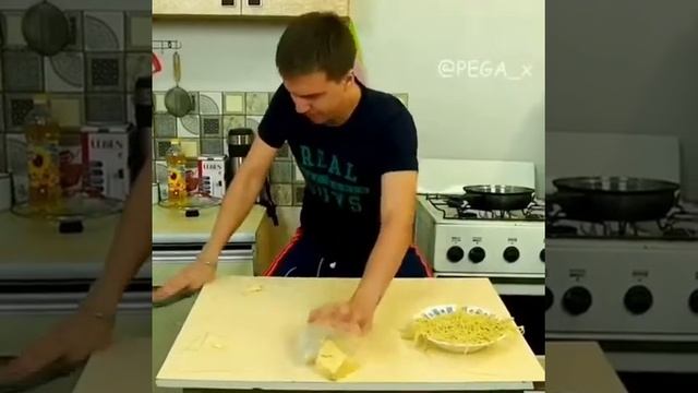 Спакетти с сыром смотреть онлайн