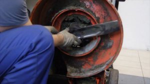 Ремонт газонокосилки "Хускварна". Замена ножа.