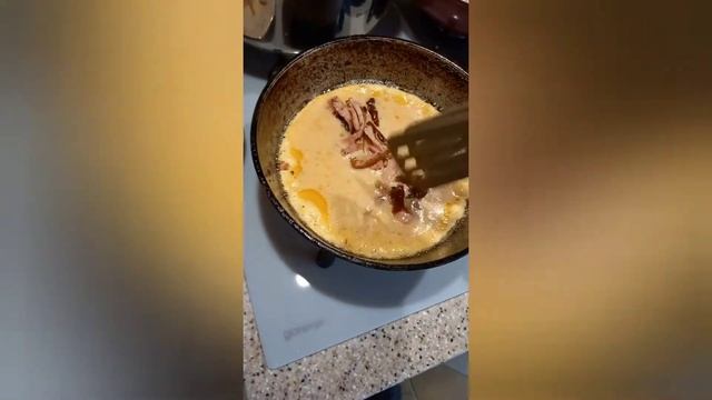 Омлет с ветчиной и сыром. смотреть онлайн