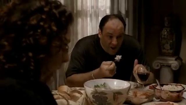 The.Sopranos.s05e10.[62.Cold.Cuts] Интересно, а где Харпо? смотреть онлайн