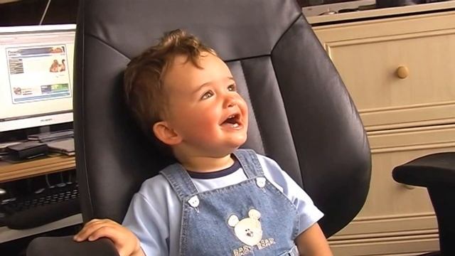 Ребенок смеется: подборка видео хохочущих малышей. Как это мило и весело, когда ребенок смеется смотреть онлайн