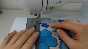 Как вшить потайную молнию с помощью специальной лапки.