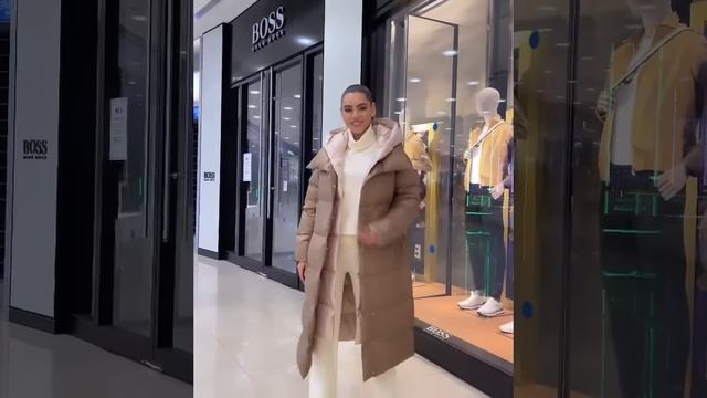 Самый модный женский пуховик 2023. Модель с фасоном одеяло. смотреть онлайн