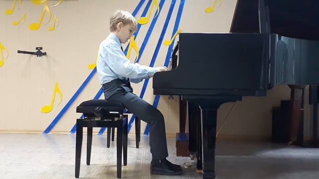 Ананьев Александр. И. Иордан. Охота за бабочкой. Преп. Икрина Н. Г. ДМШ 2 г. Волгограда смотреть онлайн