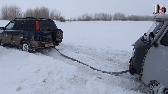 Поймали рыбку, спасли японца. смотреть онлайн