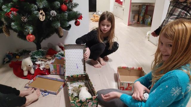 Суперприз лучшие подарки детям на новый год смотреть онлайн