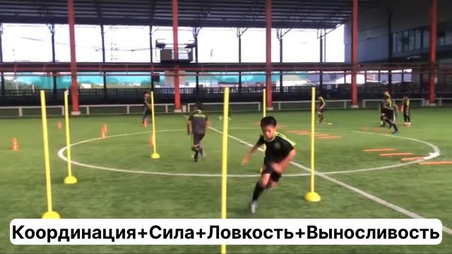 Футбольное упражнение на координацию, силу, ловкость и выносливость. смотреть онлайн