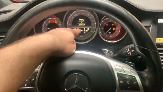 Mercedes CLS 2011 set new tyre pressure. TPMS light reset смотреть онлайн