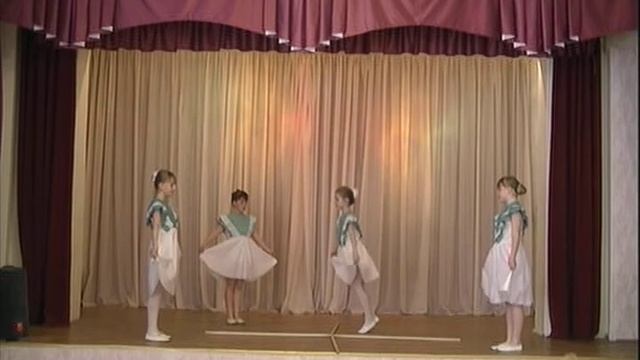 Карельский "Танец с лучинками".avi смотреть онлайн