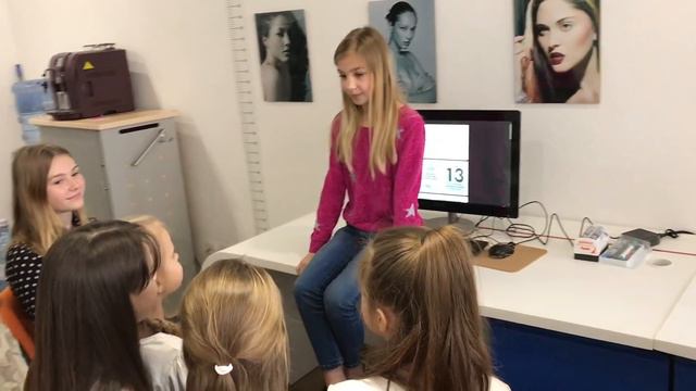 Я стала учителем и принимаю экзамен в школе моделей barvina смотреть онлайн