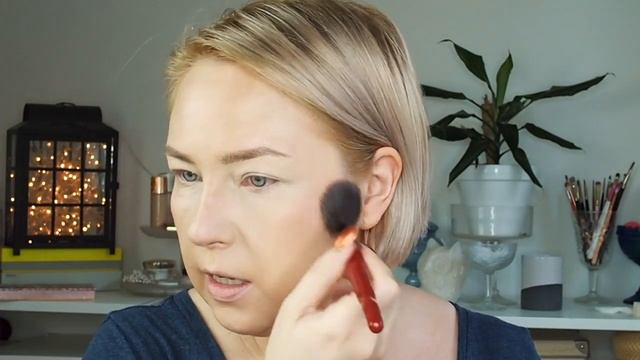 Best foundation ever? | testing new from Clarins and IsaDora смотреть онлайн