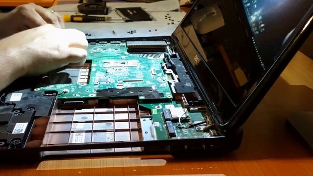 Disassembly/Reassembly Of Dell Inspiron N7110 For Thermal Paste Replacement