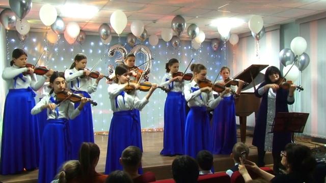 Ансамбль "Элегия" - Брамс "Венгерский танец № 1, ДМШ № 3 смотреть онлайн