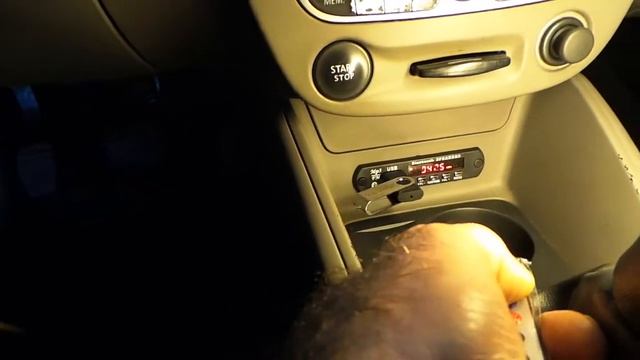 Renault Megane 3 Radyo Aux Girişine USB Flash Bellek SD Kart Bluetooth Müzik Bağlantısı Uygulaması смотреть онлайн