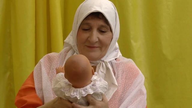 С днём матери. Юнна Мориц "Отворяю семь дверей". Исполняет Ольга Леонардовна Шишкина. смотреть онлайн