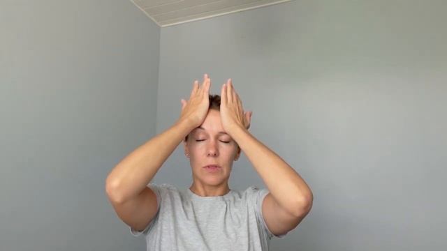 Убираем глубокие морщины - остеопатическая техника для работы со лбом.