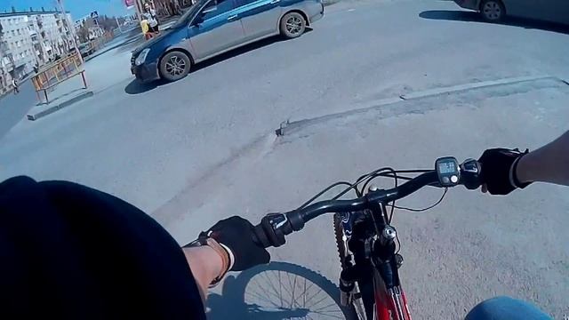 "Гениально припарковался"(VideoBlog 22.06.15) смотреть онлайн