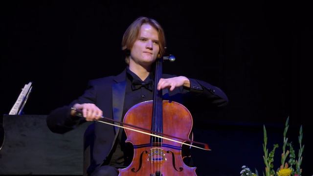 Decker Elam - Senior Thesis Performance 1/18/23 - Haydn Concerto in C Major for Cello смотреть онлайн