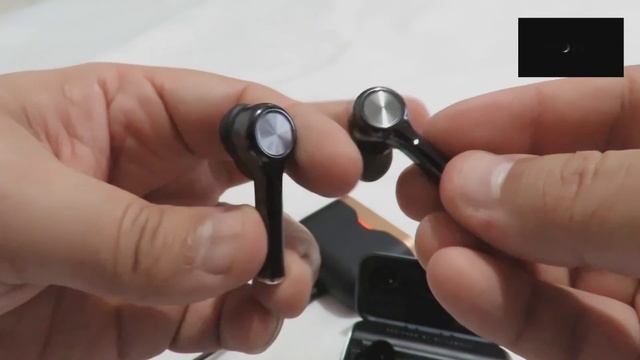 SONY WF-1000XM3 (apresentando o aparelho) смотреть онлайн