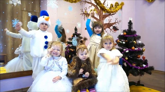 "Little Snowflake" зимняя песня для детей. смотреть онлайн