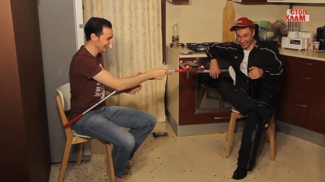 СтопХлам 2 (Разрушители телемагазинов 2). Электровеник Свивел Свипер (Swivel Sweeper)
