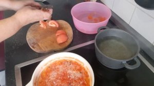 Удивите ваших родных. Приготовьте варенье из помидоров. Невероятно вкусное. Это так просто