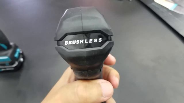 Makita (Black) Sub-Compact Drill/Driver (XDT15ZB) смотреть онлайн