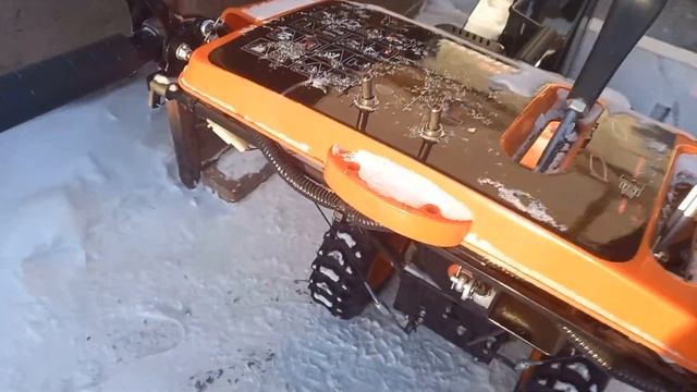 первый запуск и первая работа снегоуборщика Патриот PS911E смотреть онлайн