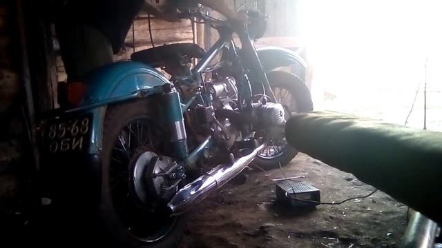 Урал старичёк отличный звук двигателя смотреть онлайн