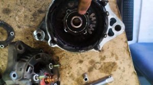 Toyota Camry.  Замена  подшипника генератора и прокладки клапанной крышки.