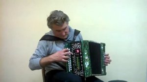 Миди гармонь исполняет ВИКТОР ЛУКАШОВ