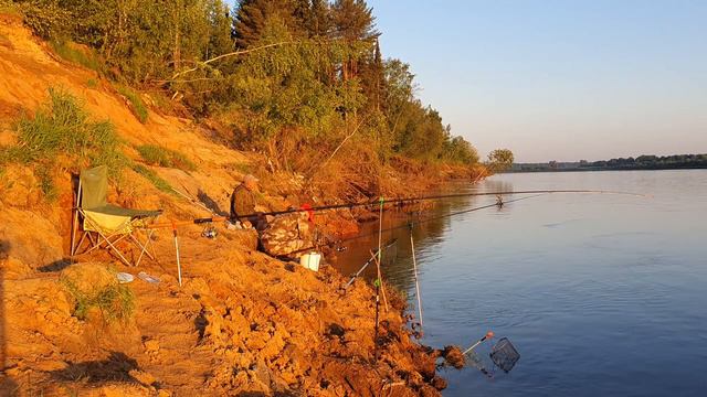 Отдых на природе. Рыбалка на Вятке с ночевкой. Фидер. смотреть онлайн