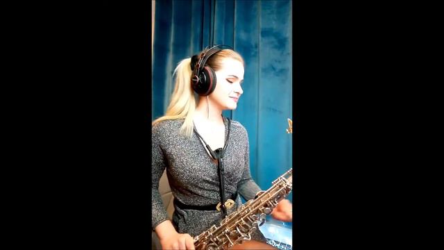 Winter wonderland// Nastya SAX// saxophone cover// polska saksofonistka смотреть онлайн