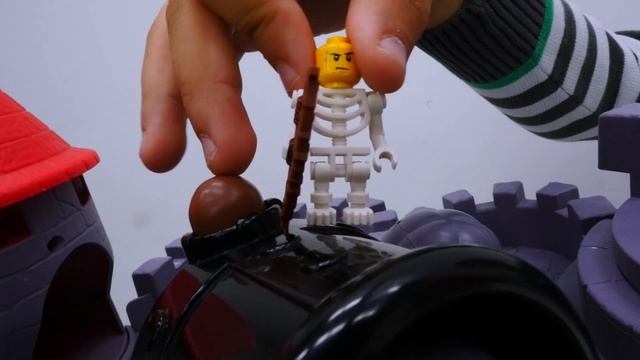 Секреты игры Майнкрафт - Стив в замке мобов Minecraft смотреть онлайн