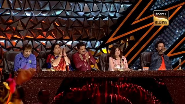 'Ae Ajnabi' पे Mani के Notes से हुई Anuradha जी Emotional | Superstar Singer S2 | Chottey Ustaad смотреть онлайн