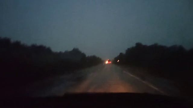 попали под грозу и молнию. Я молилась чуть не всю дорогу, было честно страшно. 🙁 смотреть онлайн